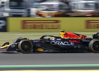 F1 Büyük Britanya Grand Prix'sinde pole pozisyonu Verstappen'in