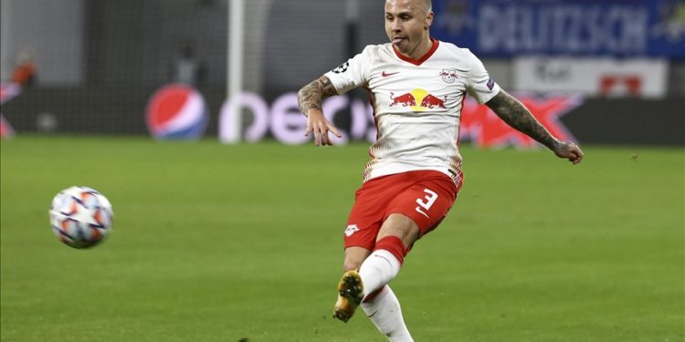 Galatasaray, Angelino’nun transferi için görüşmelerin başladığını açıkladı
