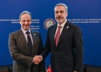 Dışişleri Bakanı Hakan Fidan; Irak, Kuveyt ve Cezayir Dışişleri Bakanlarıyla görüştü