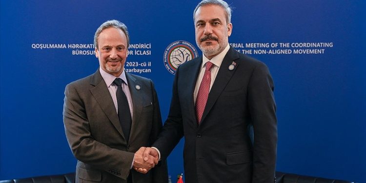 Dışişleri Bakanı Hakan Fidan; Irak, Kuveyt ve Cezayir Dışişleri Bakanlarıyla görüştü