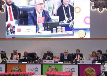 Yatırım, istihdam, üretim, ihracat ve büyüme yollarıyla ülkemizi daha da güçlendirmeyi hedefliyoruz