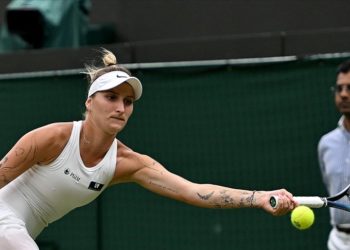 Wimbledon'da tek kadınlarda ilk finalist Vondrousova