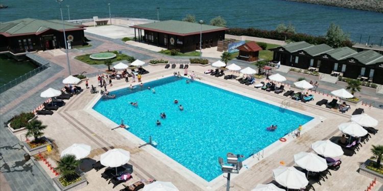 Samsun'da engelliler otel konforunda ücretsiz tatil yapıyor