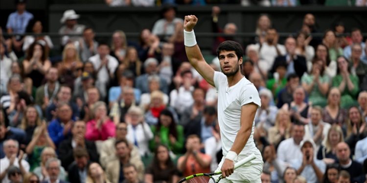 Wimbledon'da Djokovic'i yenen Alcaraz şampiyon oldu