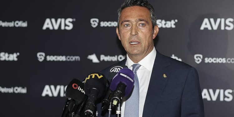 Kulüpler Birliği Vakfı Başkanı Ali Koç, görevine 1 yıl daha devam edecek