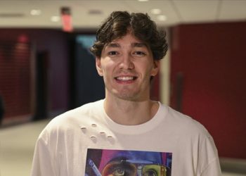 Cedi Osman'ın takımı Spurs, başantrenörü Popovich ile 5 yıllık sözleşme yeniledi