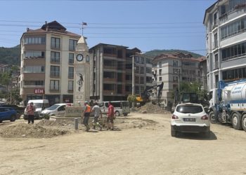 Selden etkilenen Zonguldak'ta hayat normale dönmeye başladı
