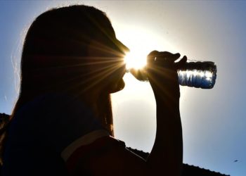 Uzmanından yaz mevsiminde sıvı tüketimi uyarısı