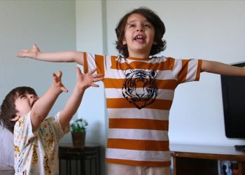 Türkiye’de birçok çocuk ev kazası nedeniyle hastanelere başvuruyor