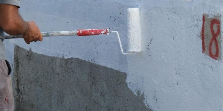 Bodrum'un Bitez Mahallesi'nde sokaklar mavi ve beyaza boyanıyor