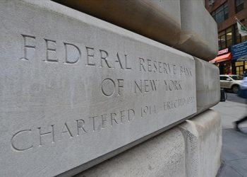 Fed'den Deutsche Bank'a 186 milyon dolar ceza