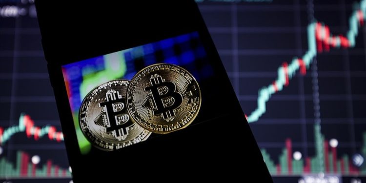 İngiltere, kripto para birimlerinin "kumar" olarak değerlendirilmesini reddetti