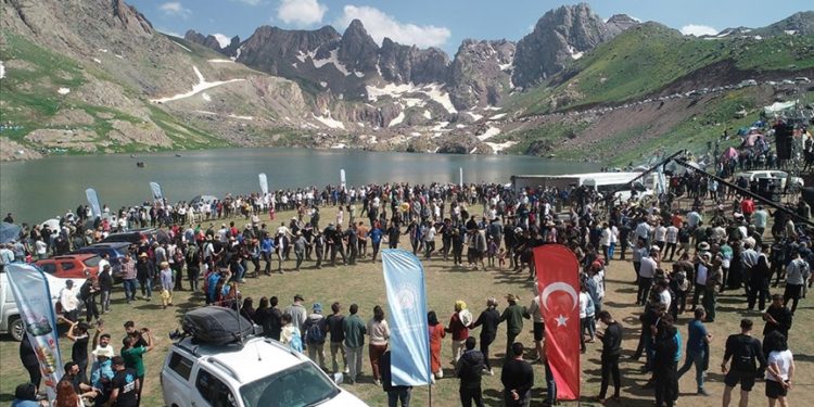 Hakkari’de düzenlenen “5. Cilo Fest” başladı