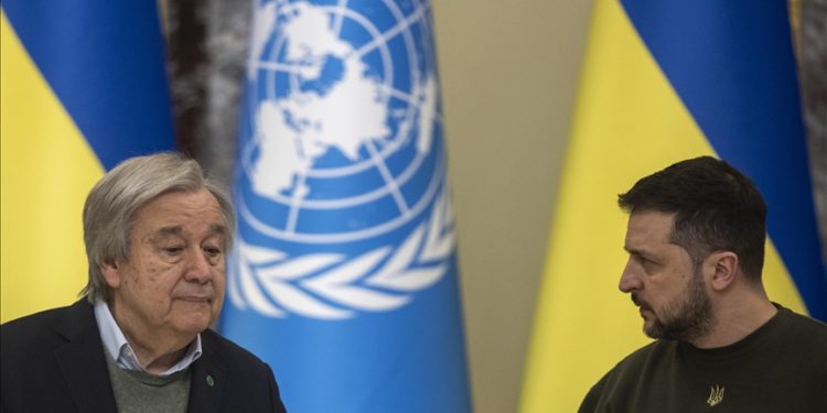 Zelenskiy, BM Genel Sekreteri Guterres ile tahıl anlaşmasını görüştü