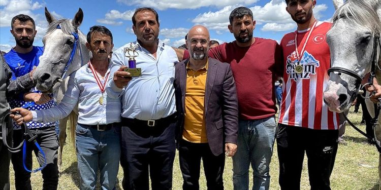 Kars’ta "Geleneksel Yaz Festivali" düzenlendi