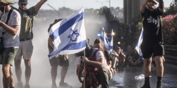 Moody’s, yargı düzenlemesinin İsrail ekonomisine zarar verdiği uyarısı yaptı