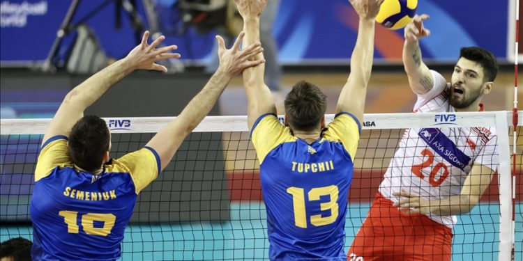 A Milli Erkek Voleybol Takımı, finale yükseldi