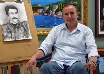 Bilecikli ressam 25 yıl boyunca cezaevi ve adliye duvarlarını süsledi