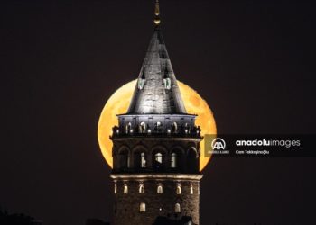 İstanbul'da 'Süper Ay'