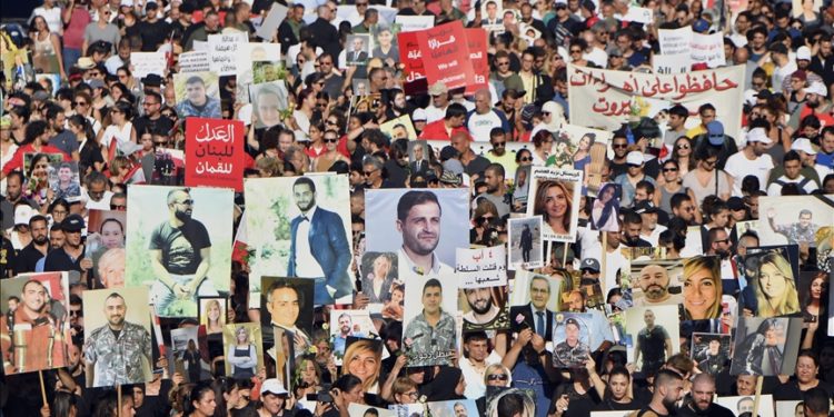 Lübnan’da 235 can alan liman patlamasının üzerinden 3 yıl geçti