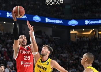 A Milli Erkek Basketbol Takımı, FIBA Olimpiyat Ön Eleme Turnuvası'nda finale yükseldi