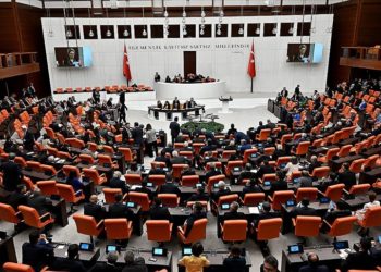 TBMM’de milletvekillerinin odalarının belirlenmesi için üçüncü kura çekimi tamamlandı