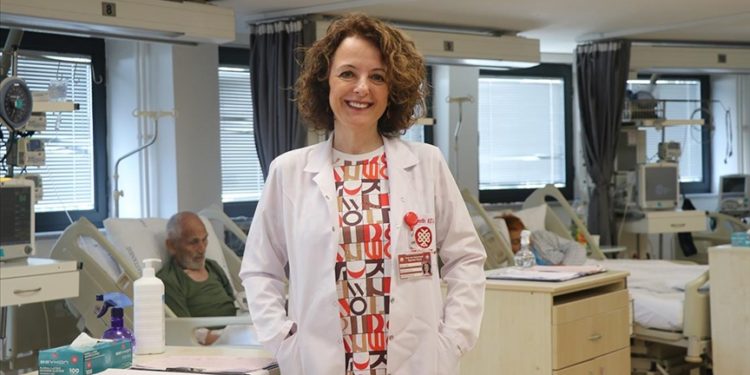 “Sağlığınız için sıcak havada aniden klimanın karşısına geçmeyin” uyarısı