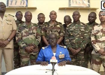 Nijer’de cunta, askeri müdahaleye karşı hava sahasını kapattı