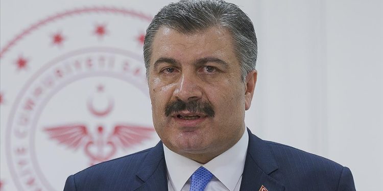 Bakan Koca, Vuslat Doğan Sabancı'nın genel durumunun iyi olduğunu bildirdi