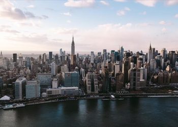 ABD'de hanehalkı borcu yılın ikinci çeyreğinde 17 trilyon doları aştı