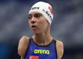 Milli para yüzücü Sevilay Öztürk, dünya üçüncüsü oldu