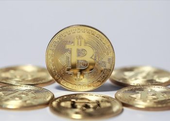 Bitcoin'de sert düşüş