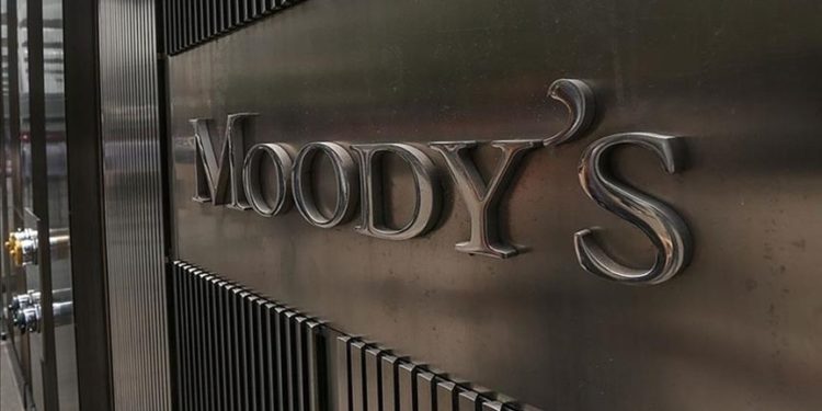 Moody's, Türk bankalarının görünümünü negatiften durağana çevirdi