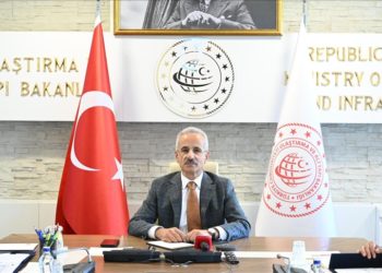 Tahıl koridorunun denizcilik ve ulaşım tarafını daha çok takip ediyoruz