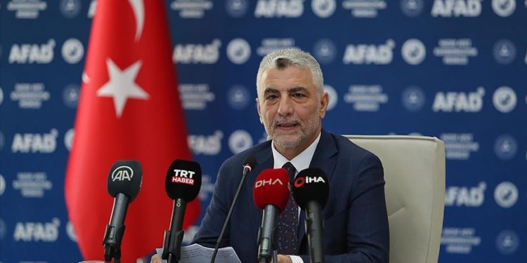 Hatay’ın eskisinden daha güzel bir modern şehir konumuna gelmesi için canla başla çalışıyoruz