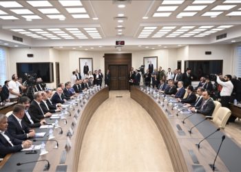 Memur ve memur emeklisinin sözleşme görüşmelerinde müzakere sürecine girildi