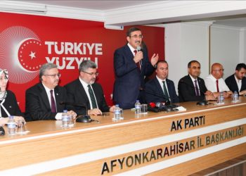 Belediyeyi hizmet için bir araç olarak görenler vatandaşımızın teveccühünü kazanacak