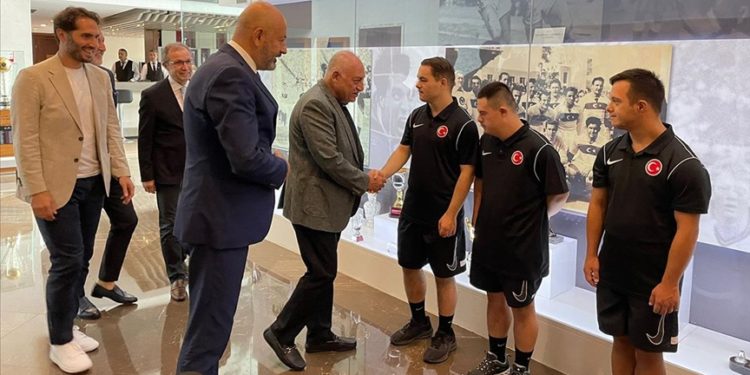 Down Sendromlu Futsal Milli Takımı, Avrupa Şampiyonası öncesi TFF’de moral depoladı