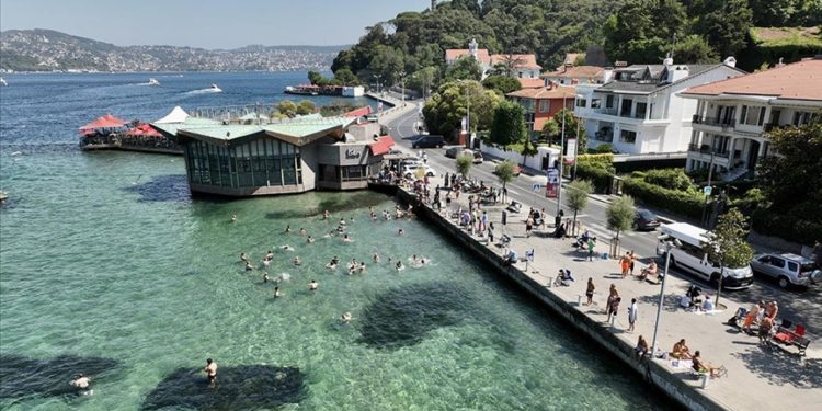 İstanbul'da "eyyam-ı bahur" sıcaklarının etkisi devam ediyor