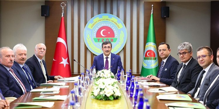 Tarım kesimimizle diyalog içinde politikalarımızı şekillendirmeye devam edeceğiz