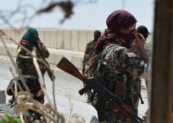 Duhok Valisi Tatar, terör örgütü PKK yüzünden köyüne gidemediğini söyledi