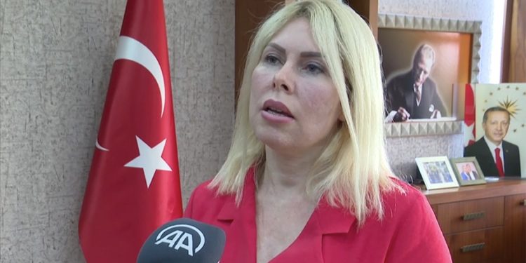 Türkiye'de yapılan rahim nakli dünyaya örnek oldu