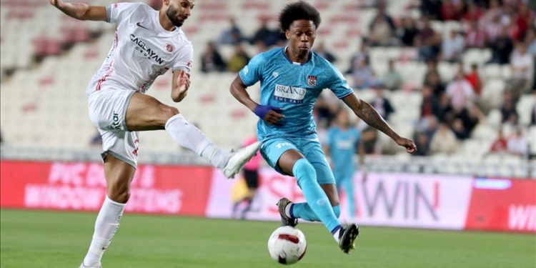 EMS Yapı Sivasspor ile Bitexen Antalyaspor berabere kaldı