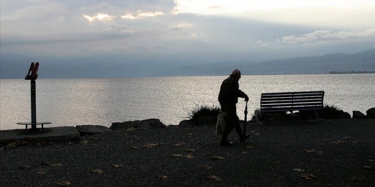 Yaşlılıkta yalnızlık, Alzheimer riskini artıyor