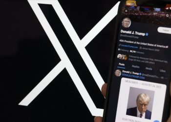 Eski ABD Başkanı Trump, 2,5 yıla yakın aradan sonra X sosyal medya platformuna geri döndü