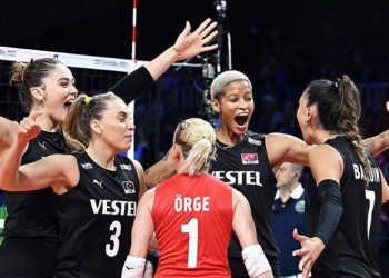 “Filenin Sultanları” Avrupa Şampiyonası’nda yarı finale yükseldi