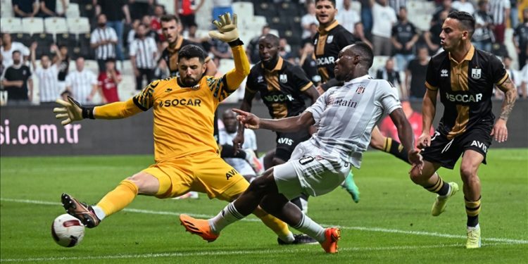 Türkiye sezonluk UEFA ülke puanı klasmanında Polonya'yla birlikte zirvede