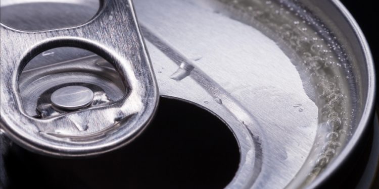 Sıcak havalarda gazlı ve kafeinli içeceklerden uzak durulması tavsiyesi