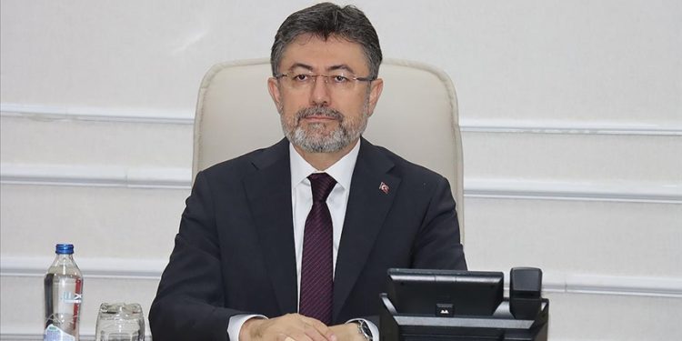 Bakan Yumaklı’dan toplu tüketim yerlerinde denetimlerin sıklaştırılması talimatı
