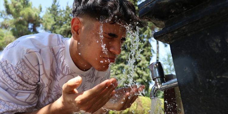 Gaziantep, Şanlıurfa ve Kahramanmaraş'ta sıcak hava etkili oluyor